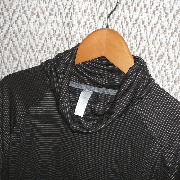 Spalding Speed Dry Black Gold Striped Pullover Turtleneck Athleisure Top 1X NWT - Picture 7 of 11